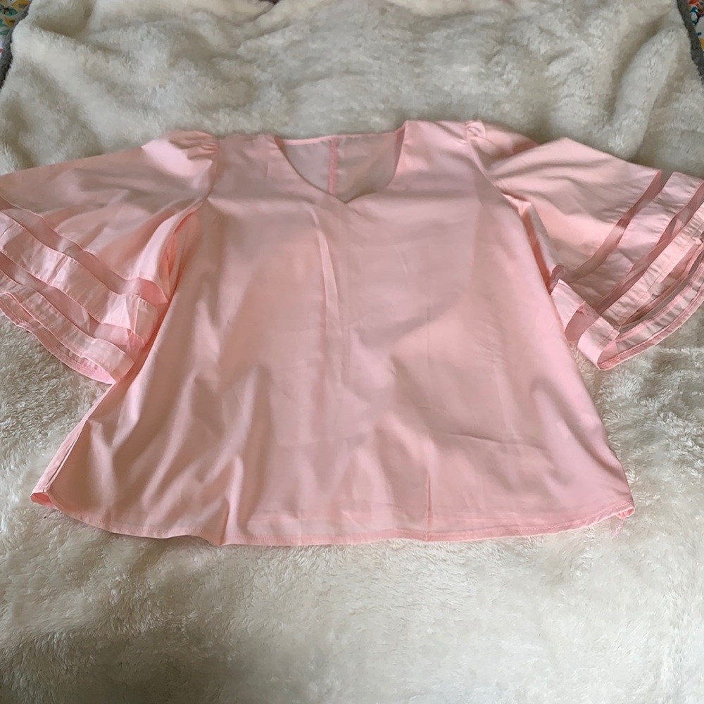 Flowy pink top